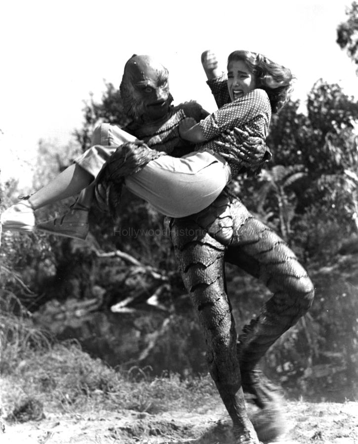 The Creature from the Black Lagoon 1954 land creature wm.jpg